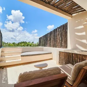  Apartment Aldea Zama Oasis: Private Pool With 24/7 Security